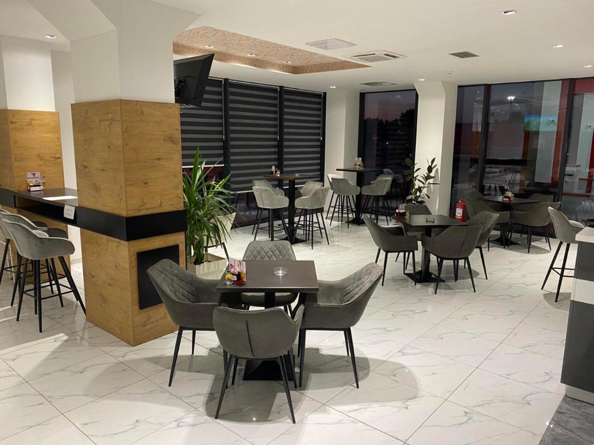 Belamionix Motel Bosanski Samac Extérieur photo